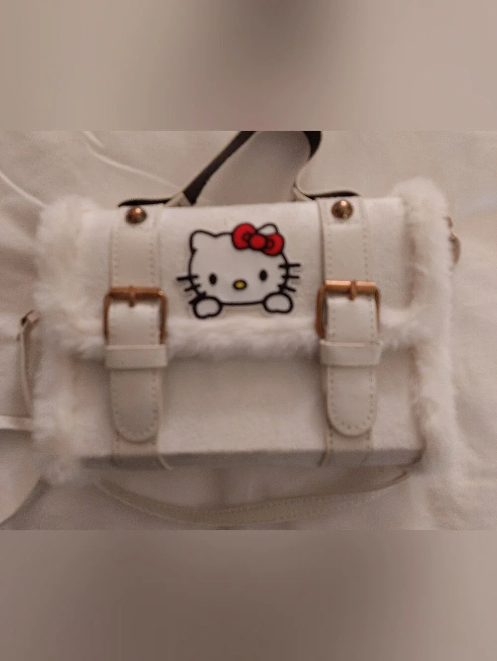 HELLO KITTY- White Faux Fur Handbag with Red Bow Accent